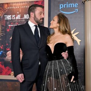 Ben Affleck Buys New Mansion in LA as Shared Home with Jennifer Lopez is Still for Sale Amid Divorce Rumors