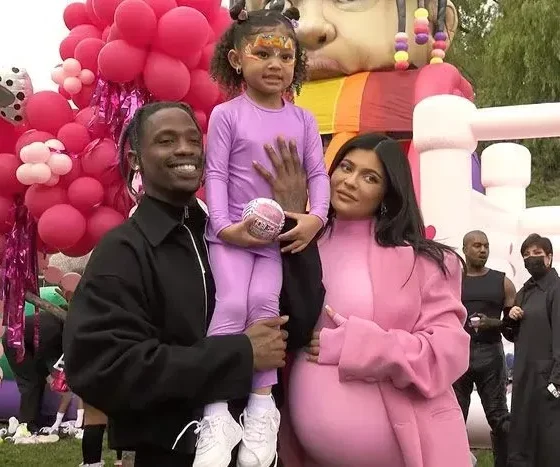 Breaking News: Kylie Jenner Reunites with Ex-Travis Scott to Plan a Grand 5th Birthday Celebration for Daughter Stormi Webster.Linh