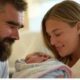 Breaking News: Jason Kelce Overcome with Emotion as He Welcomes Baby No. 4 Just Days Before the Super Bowl! Former Eagles star Jason Kelce is now a proud father of four! The couple shared the heartwarming news with fans.