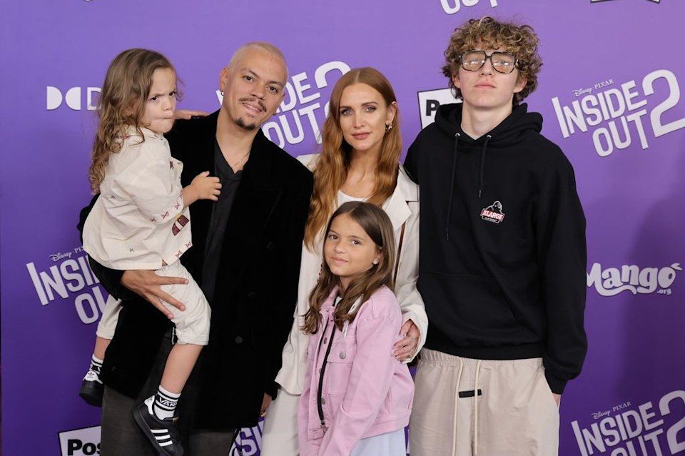 Meet Diana Ross' grandchildren — including from famous daughter-in-law...See more