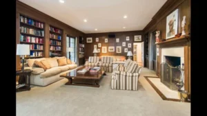 BREAKING “Taylor Swift Shatters Records with $472M Mansion Purchase, Draws Criticism from NFL” Photos…. Travis Kelce asked Taylor how she would feel having a baby in the mansion; her answer melted hearts